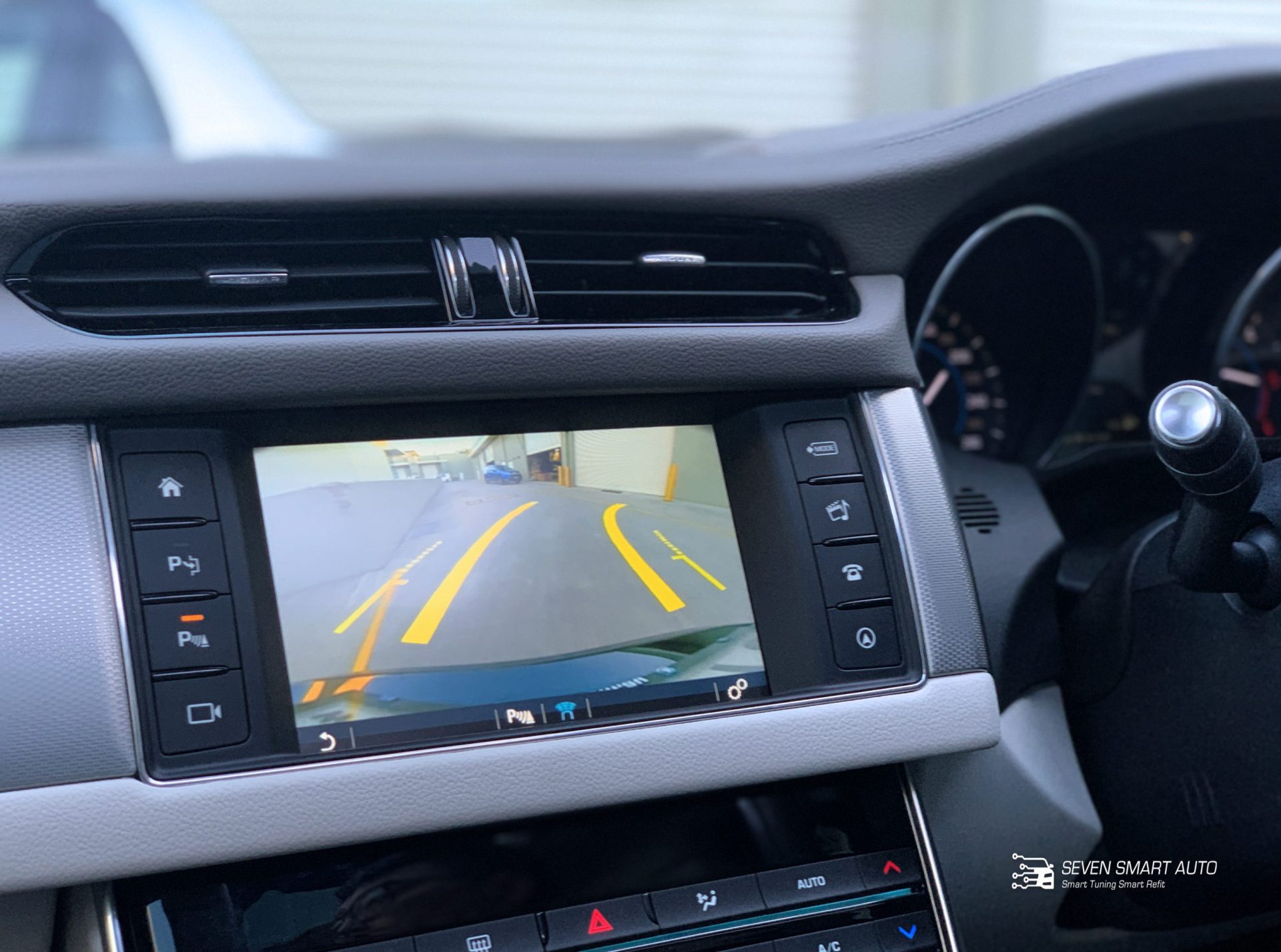 jaguar XF 12-18 carplay android auto