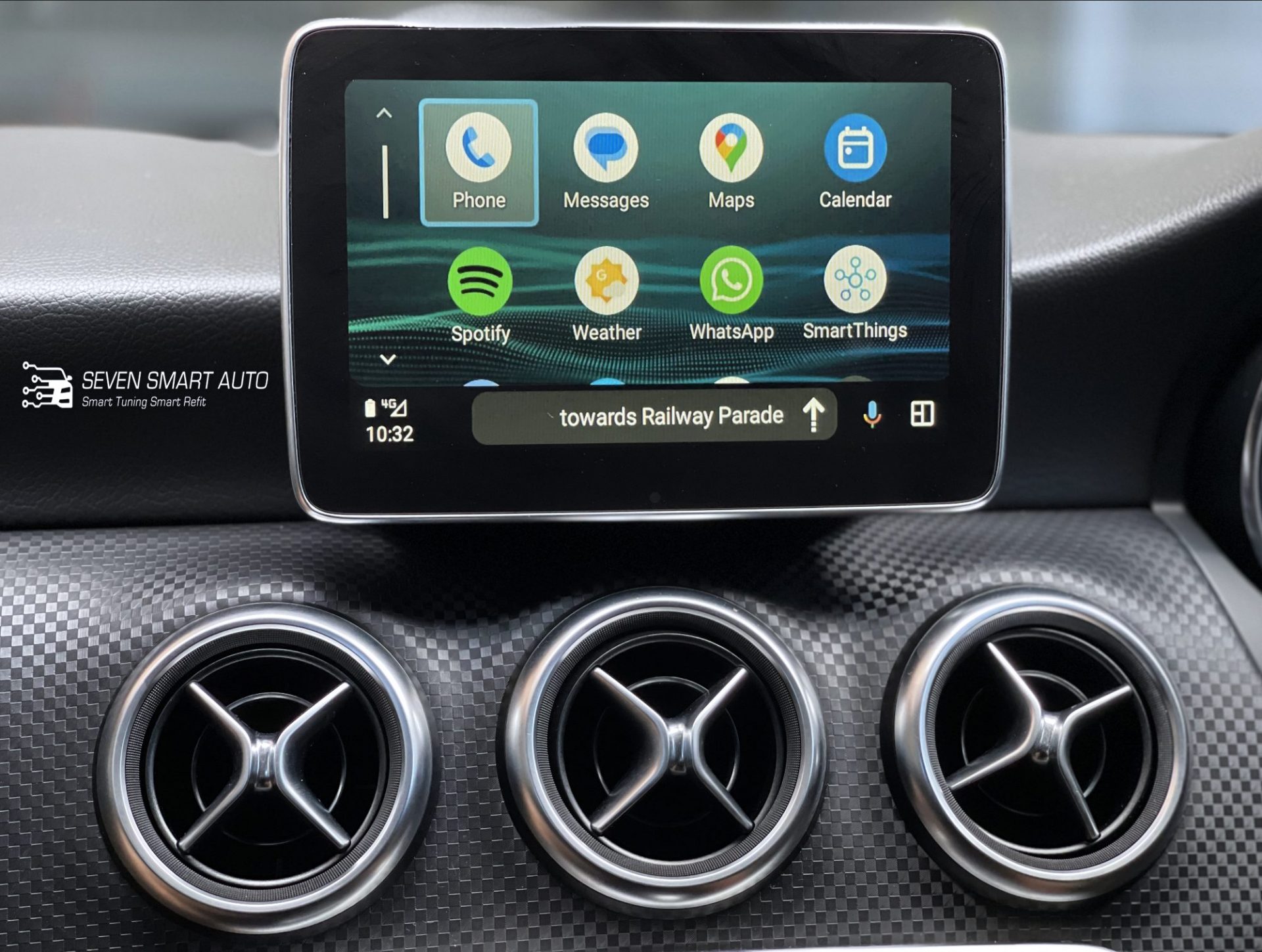 Mercedes A Class W176 15-18 Wireless CarPlay & Android Auto Interface -  Seven Smart Auto