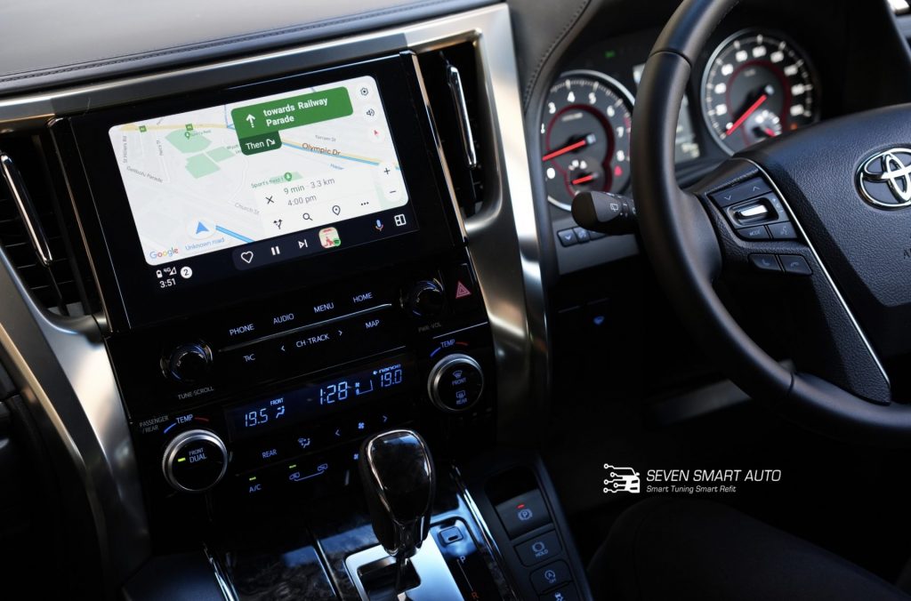 Toyota Alphard Vellfire AH30  Apple Carplay / Android Auto 10